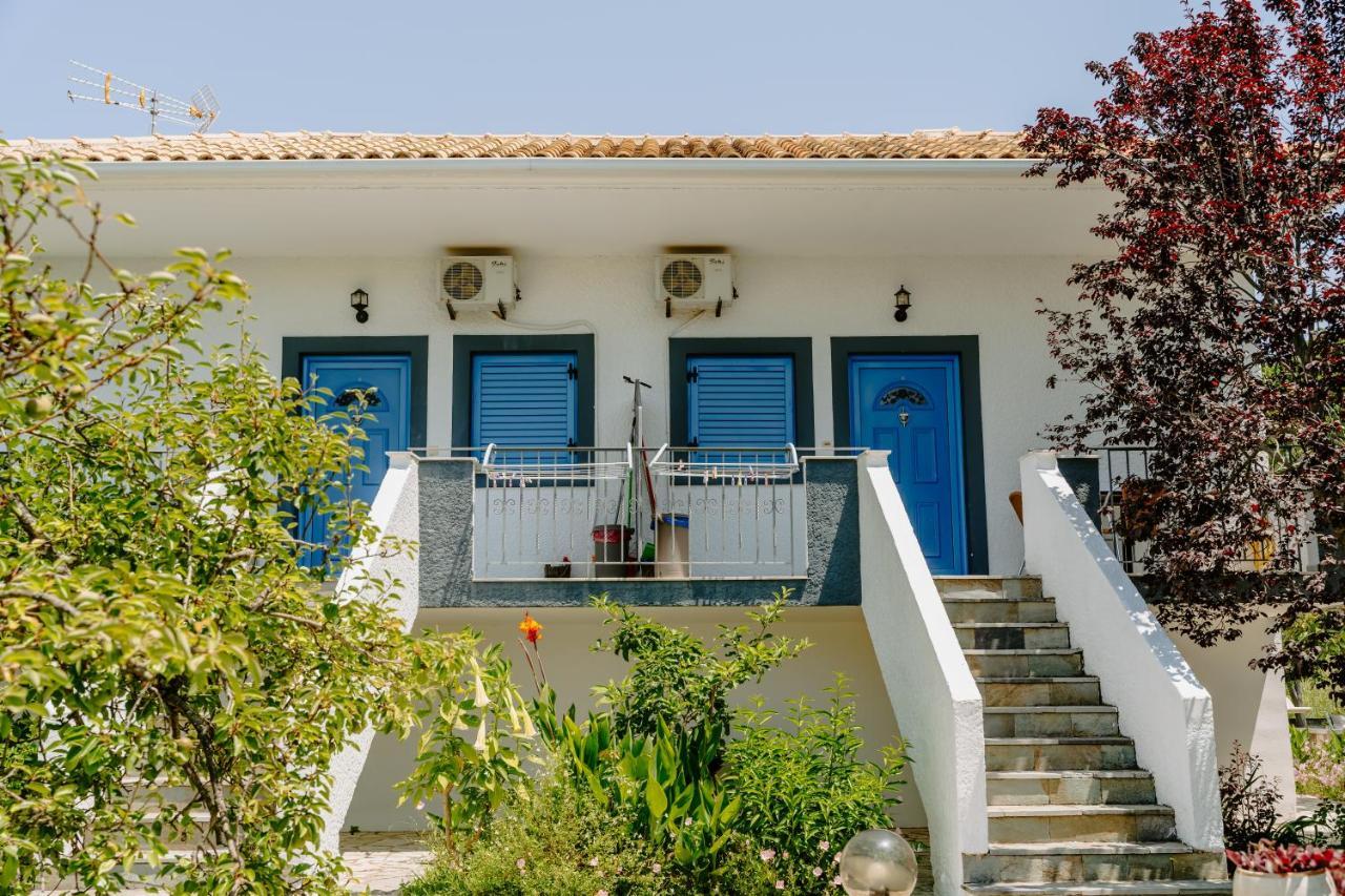 Villa Marina ペルディカ エクステリア 写真